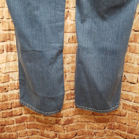 Levi's 550 Jeans Relaxed Boot Cut Jeans Size 12 Medium - Picture 9 of 15